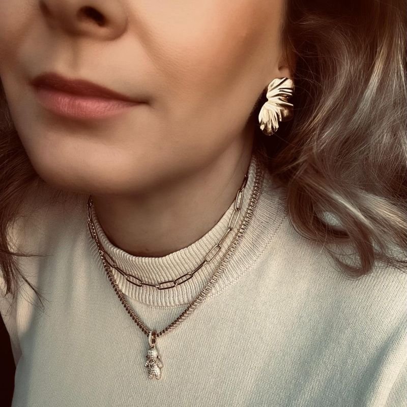 Brinco Maldivas Flor Lateral