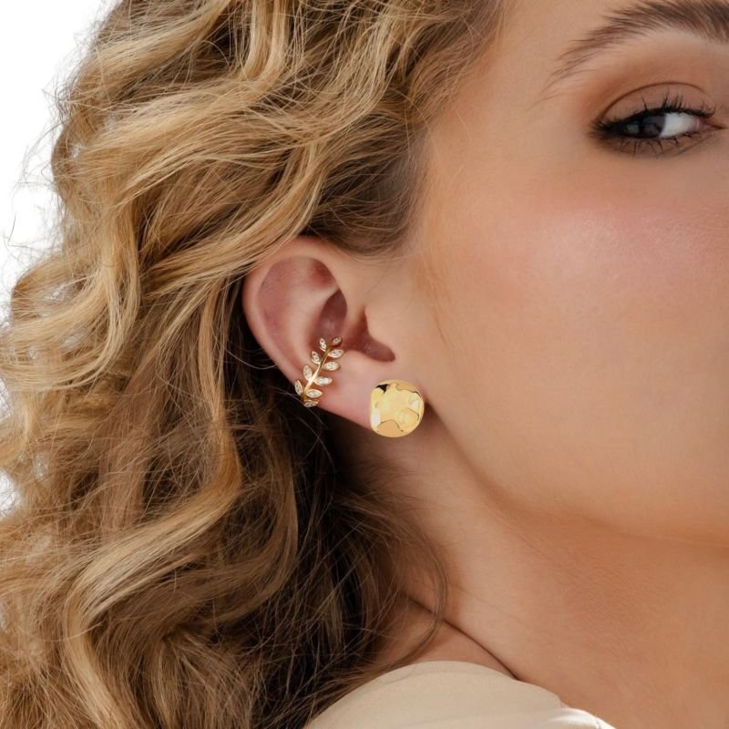 Piercing de Encaixe Leonor Folhas Cravejadas