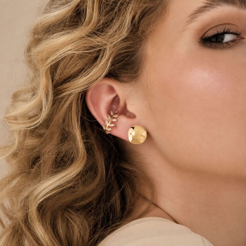 Piercing de Encaixe Nyare Folhas Cravejadas
